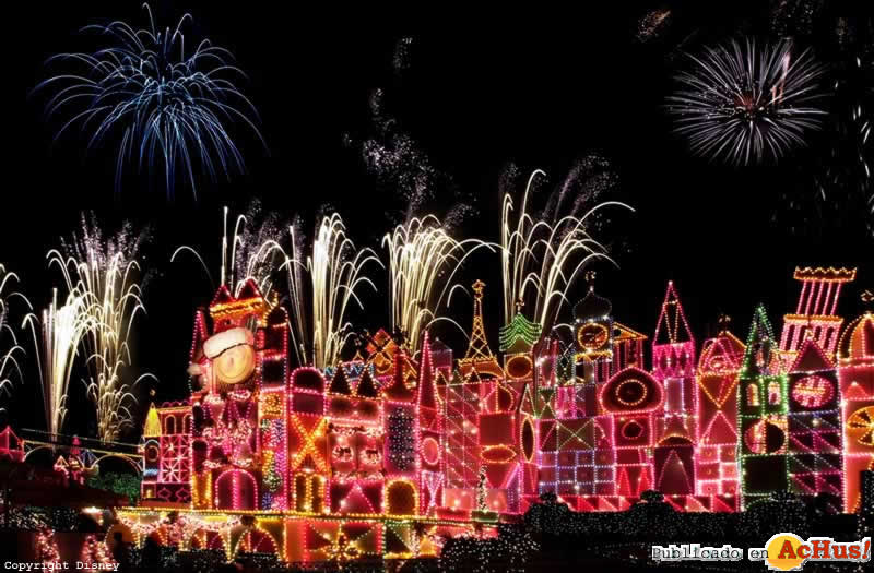 Imagen de Disneyland California  Its a small world holiday